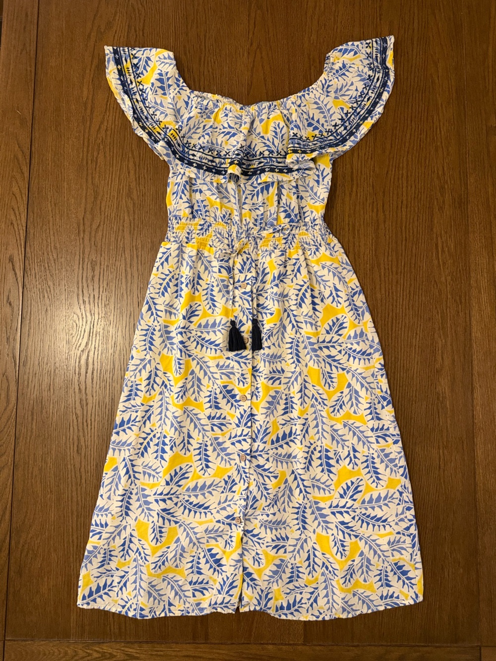 Skies Are Blue Off-the-Shoulder Yellow & Blue Leaf-Print Midi Dress